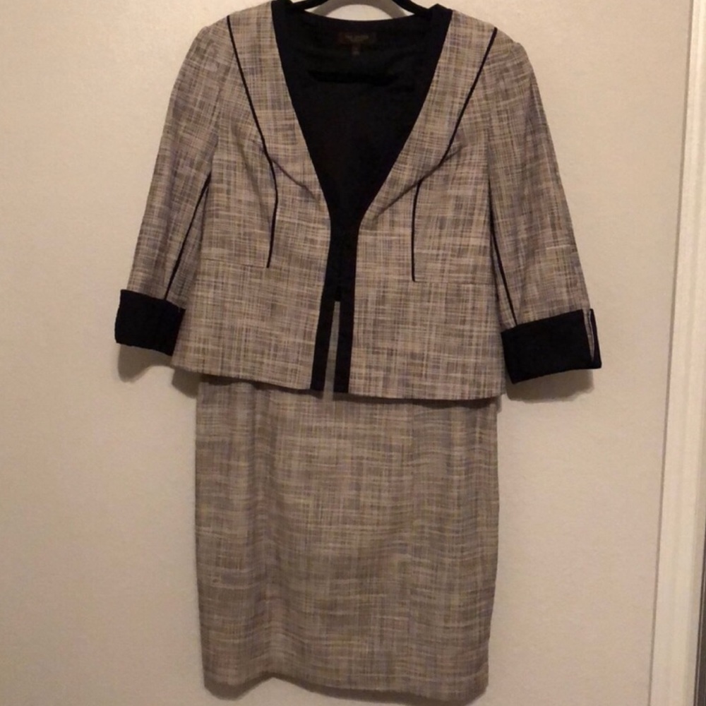 The Limited Dress Suit Black and Tan 14 Large NWOT